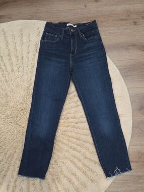 Levi's 724 High Rise Straight Raw Hem Jeans